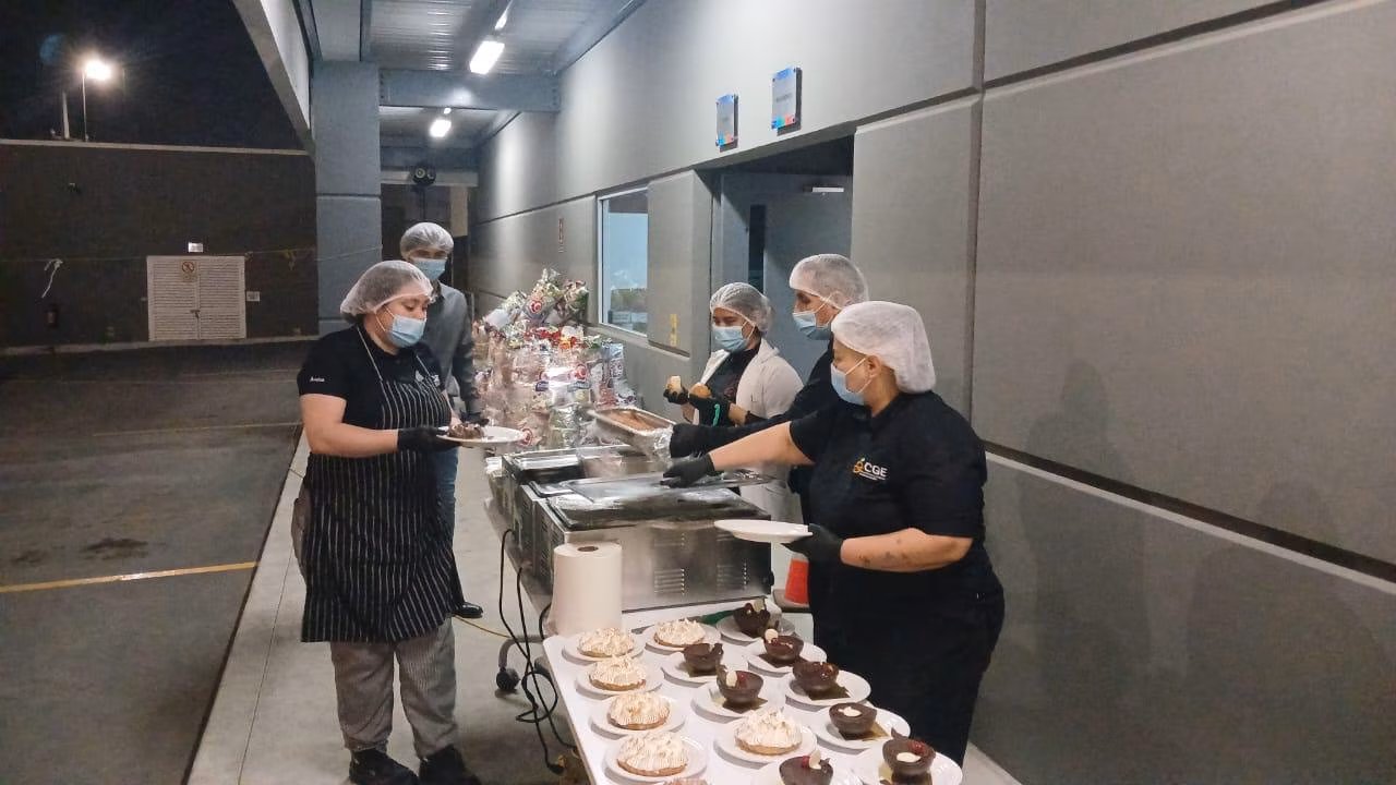 Operación de Comedores Industriales CGE - Servicio Gastronómico Premium